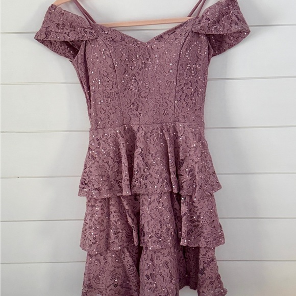 Off-The-Shoulder Dress - Picture 8 of 9